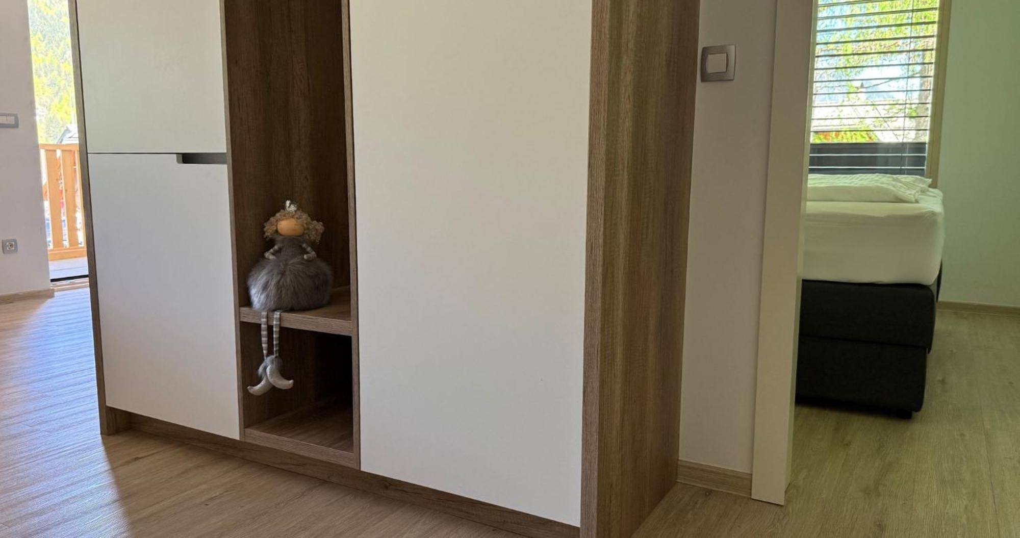 Mojca - Apartmaji Lena
