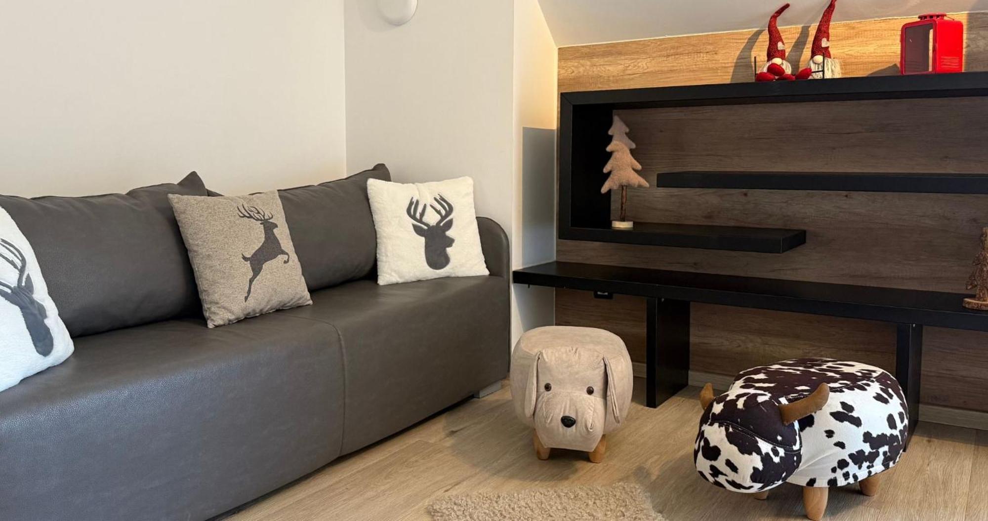 Mojca - Apartmaji Lena *