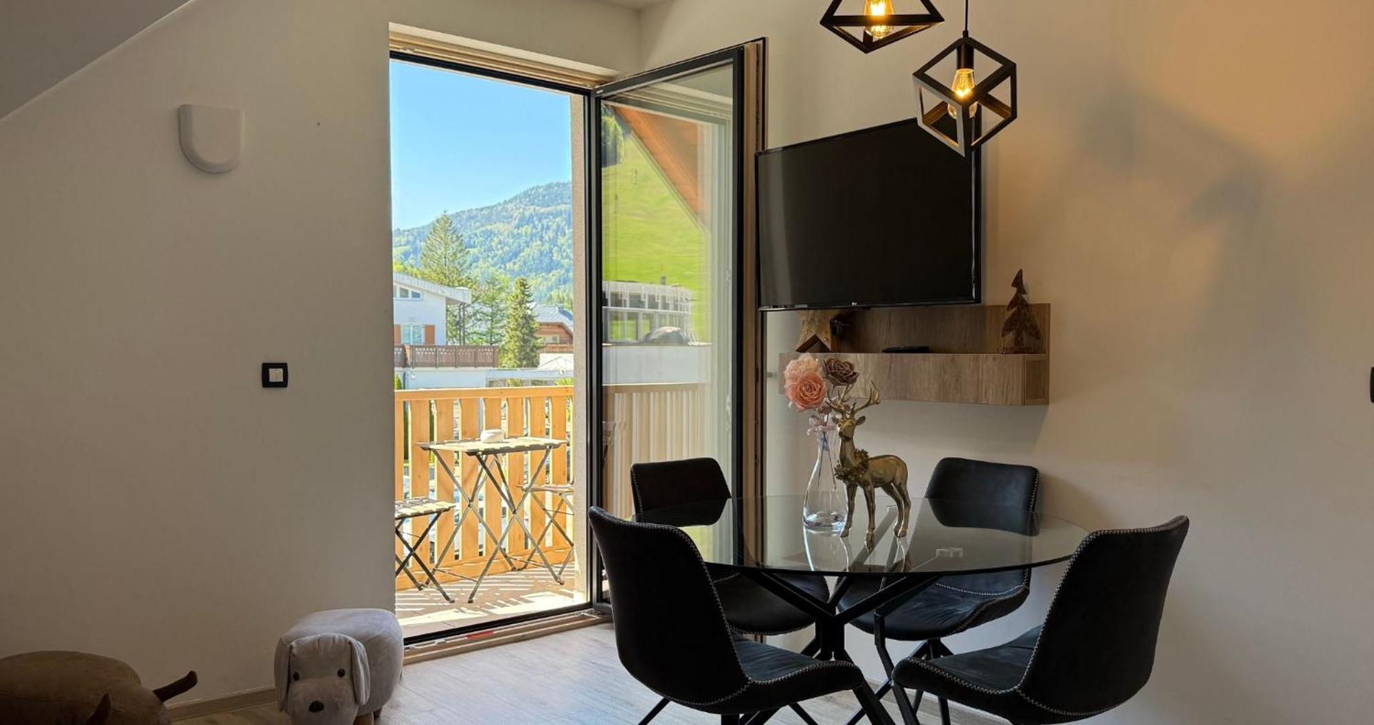 Mojca - Apartmaji Lena Apartma