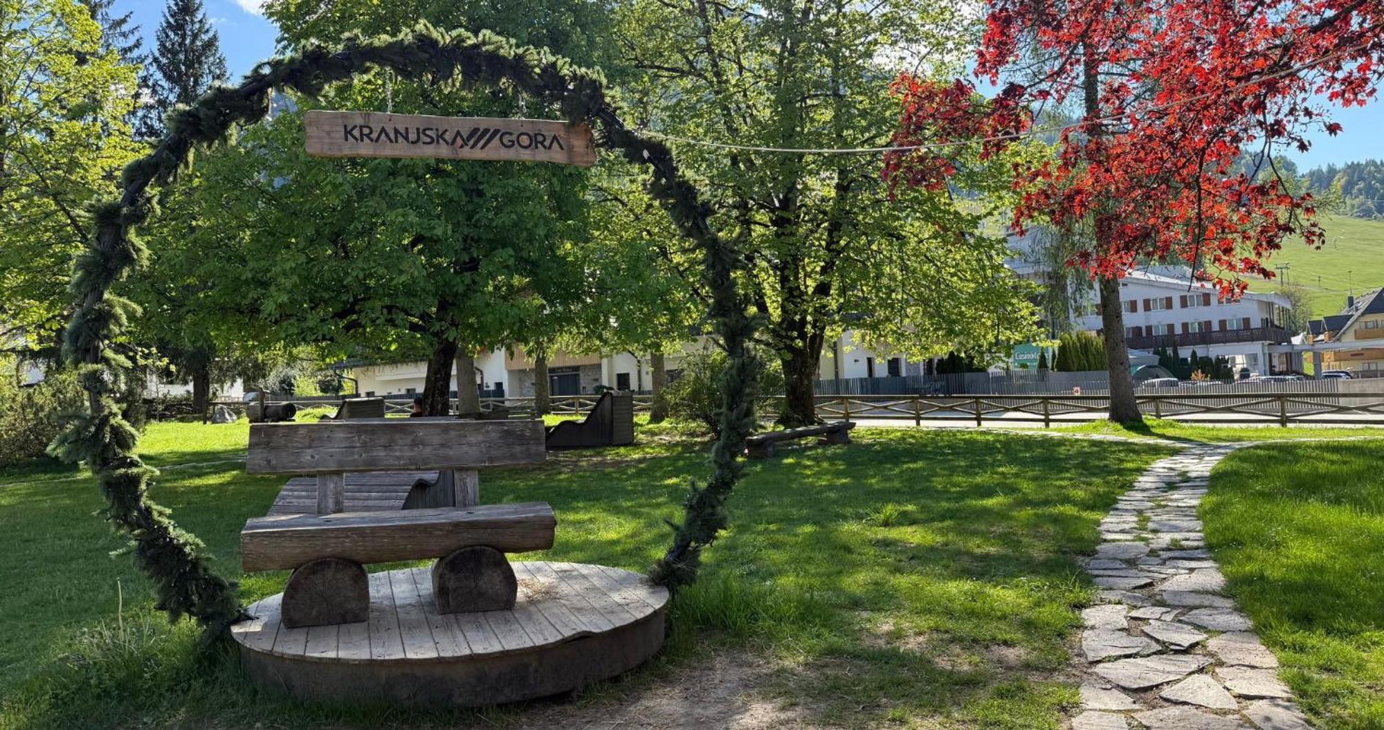 Mojca - Apartmaji Lena Apartma Kranjska Gora