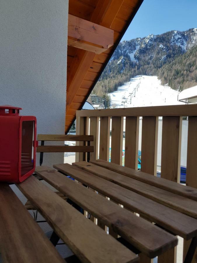Apartma Mojca - Apartmaji Lena *